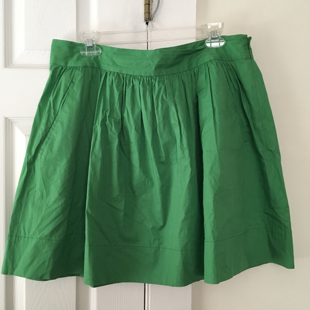 Banana Republic skirt with pockets!!!